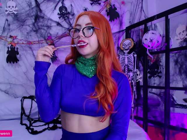Fotos Aliceowenn ♥Happy Halloween, come to my spooky room to enjoy my company trick or treat♥Control my domi 100tks in pvt @remain Anal plug in my asshole and dildo in my wet vagina @total