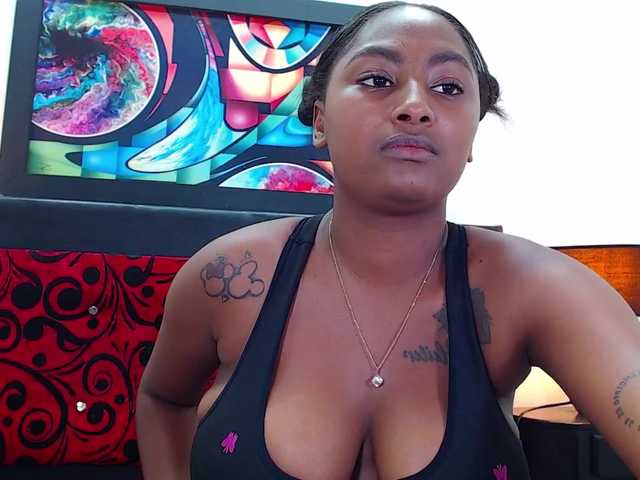 Fotos linacabrera welcome guys come n see me #naked #wild #naughty im a #ebony #latina #kinky #cute #bigtits enjoy with me in #pvt or just tip if u like the view #deepthroat #sexy #dildo #blowjob #CAM2CAM